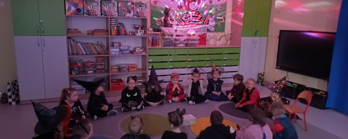 GRUPA III -Wróżby Anrdzejkowe z magicznych kul