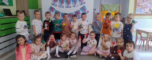 GRUPA III - Dzień Kropki